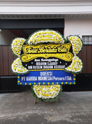 Papan Bunga Duka di PARE PARE
